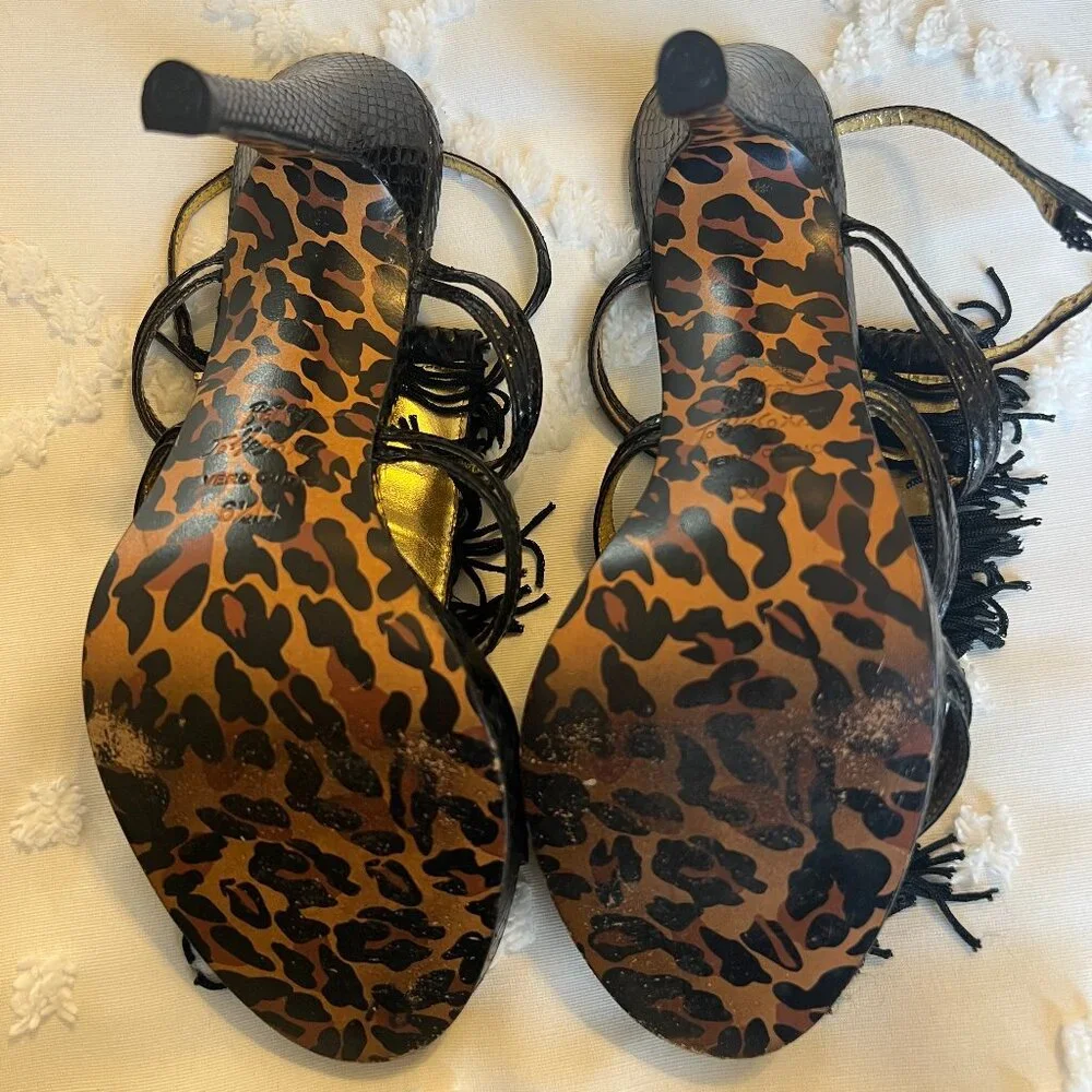 Betsy Johnson Vero Cuoio Soles Black & Gold Fringed Strappy Heels SIZE 6.5 M - Picture 3 of 12